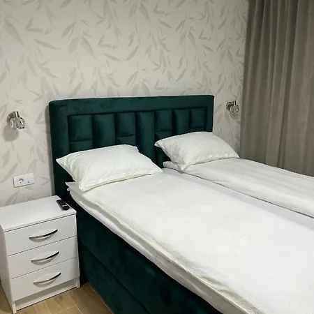Kosuta Lux Garden Apartment Tjentiste