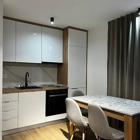 Apartment Kosuta Lux Garden Tjentiste
