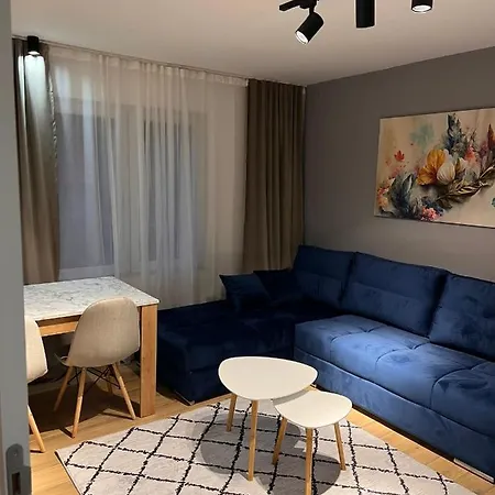 Apartament Kosuta Lux Garden *