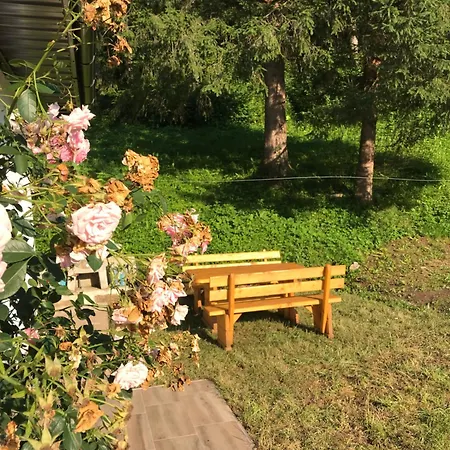 Kosuta Lux Garden * Tjentiste
