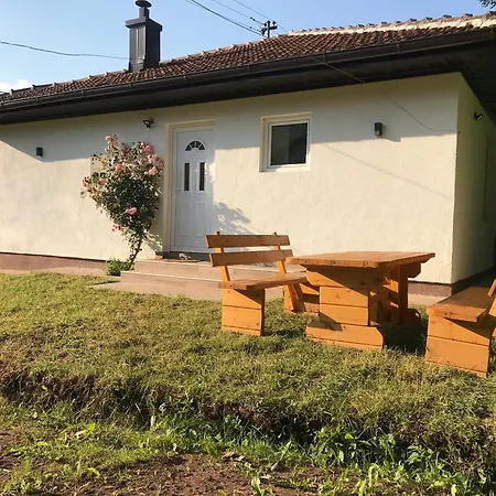 Apartament Kosuta Lux Garden *